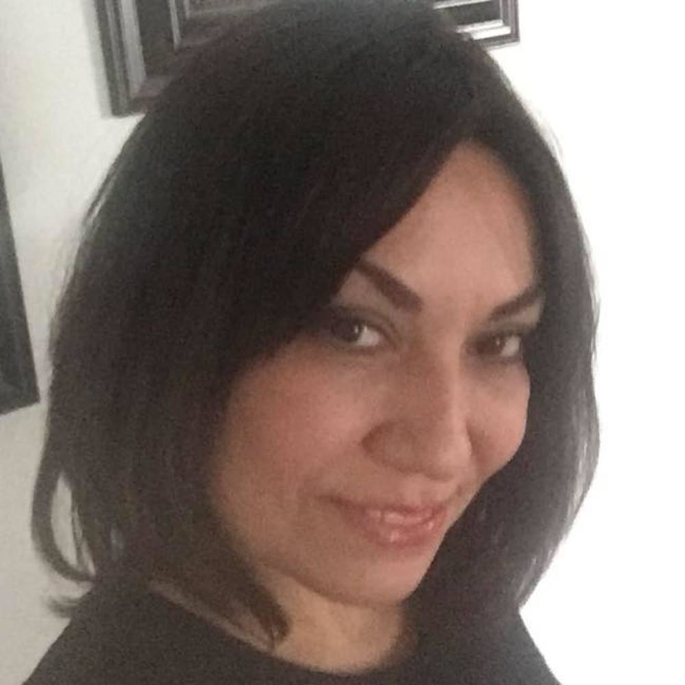 Meet your Posher, Monica